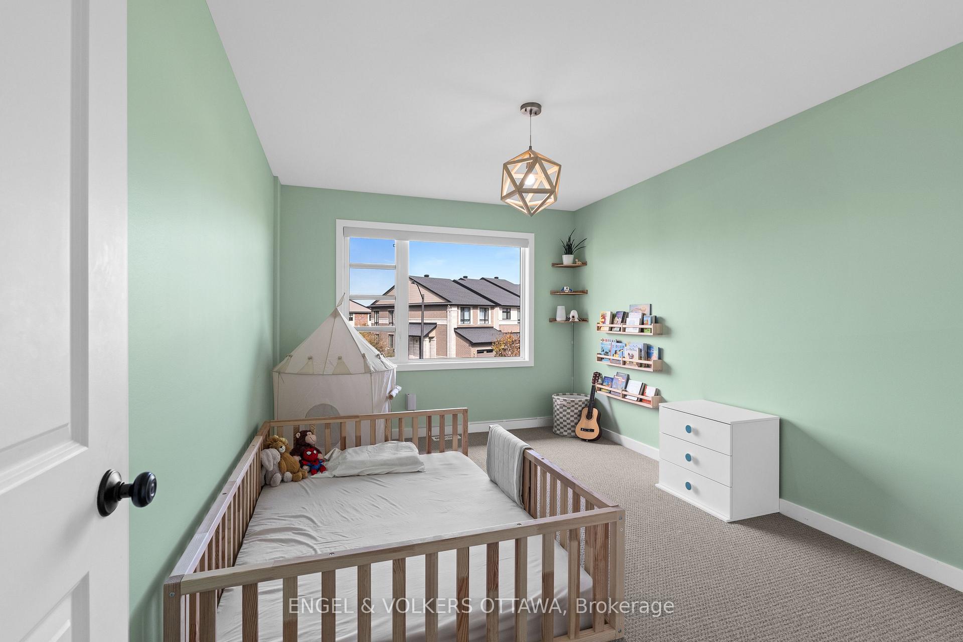 Photo 33 of 514 Stargazer Crescent, Ottawa, Riverside South/Gloucester Glen — HOMEH