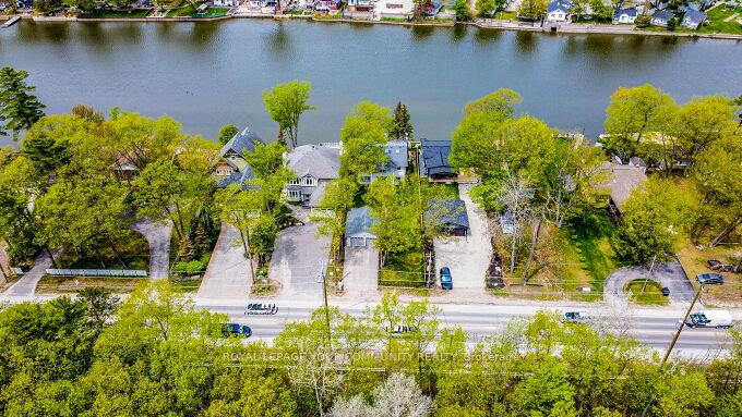Front of 1226 River Road W