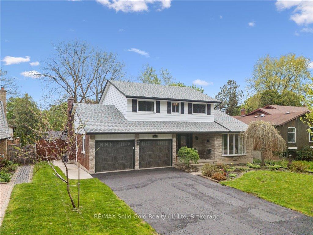 Front of 312 Craigleith Drive