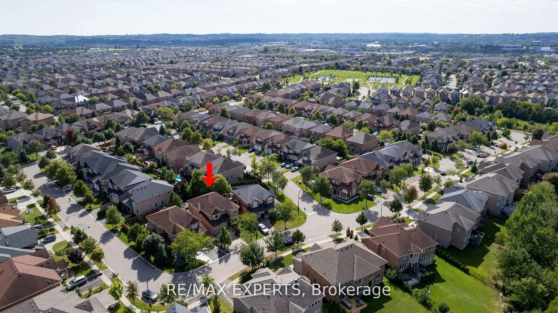 Photo 3 of 170 Ivy Jay Crescent, Aurora, Bayview Northeast — HOMEH