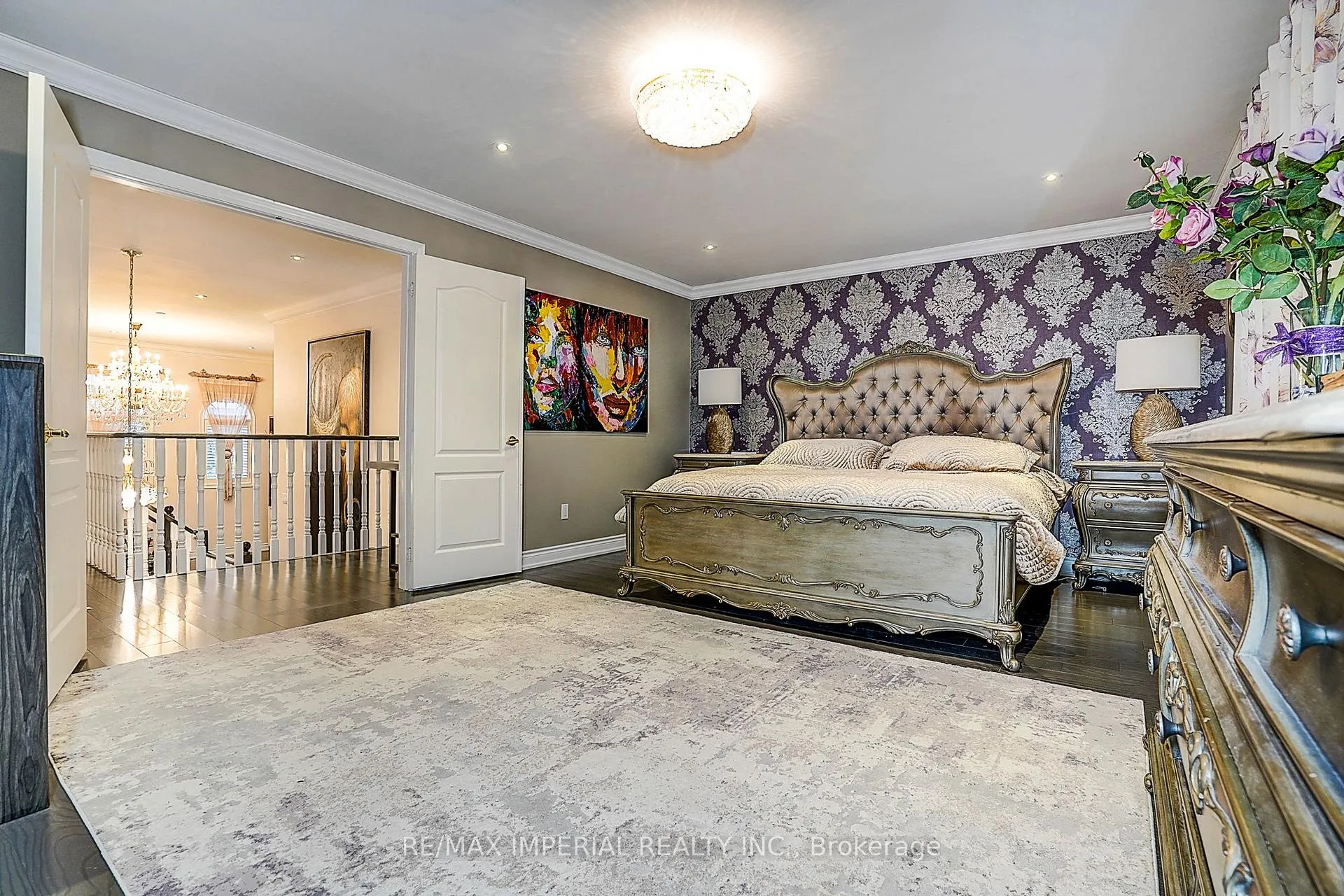 Photo 4 of 32 Brandon Gate Drive, Vaughan, Maple — HOMEH