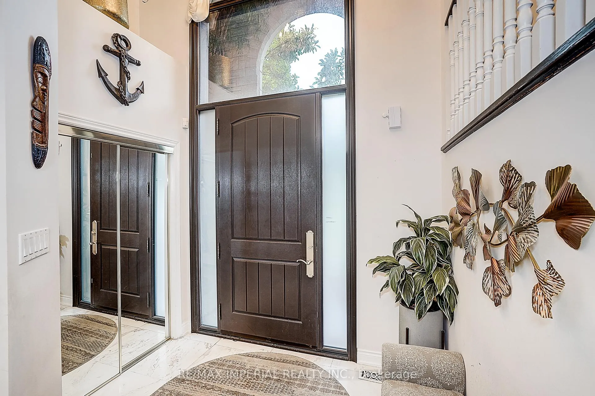 Photo 29 of 32 Brandon Gate Drive, Vaughan, Maple — HOMEH