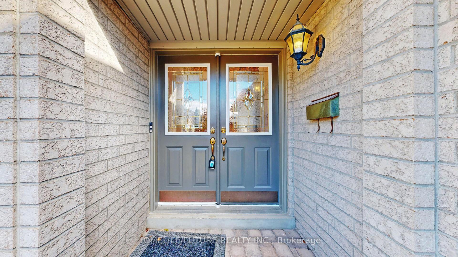 Photo 5 of Unit Main, 45 Gartshore Drive, Whitby, Williamsburg — HOMEH