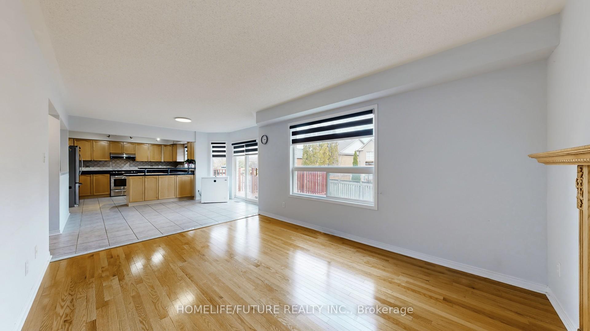 Photo 19 of Unit Main, 45 Gartshore Drive, Whitby, Williamsburg — HOMEH