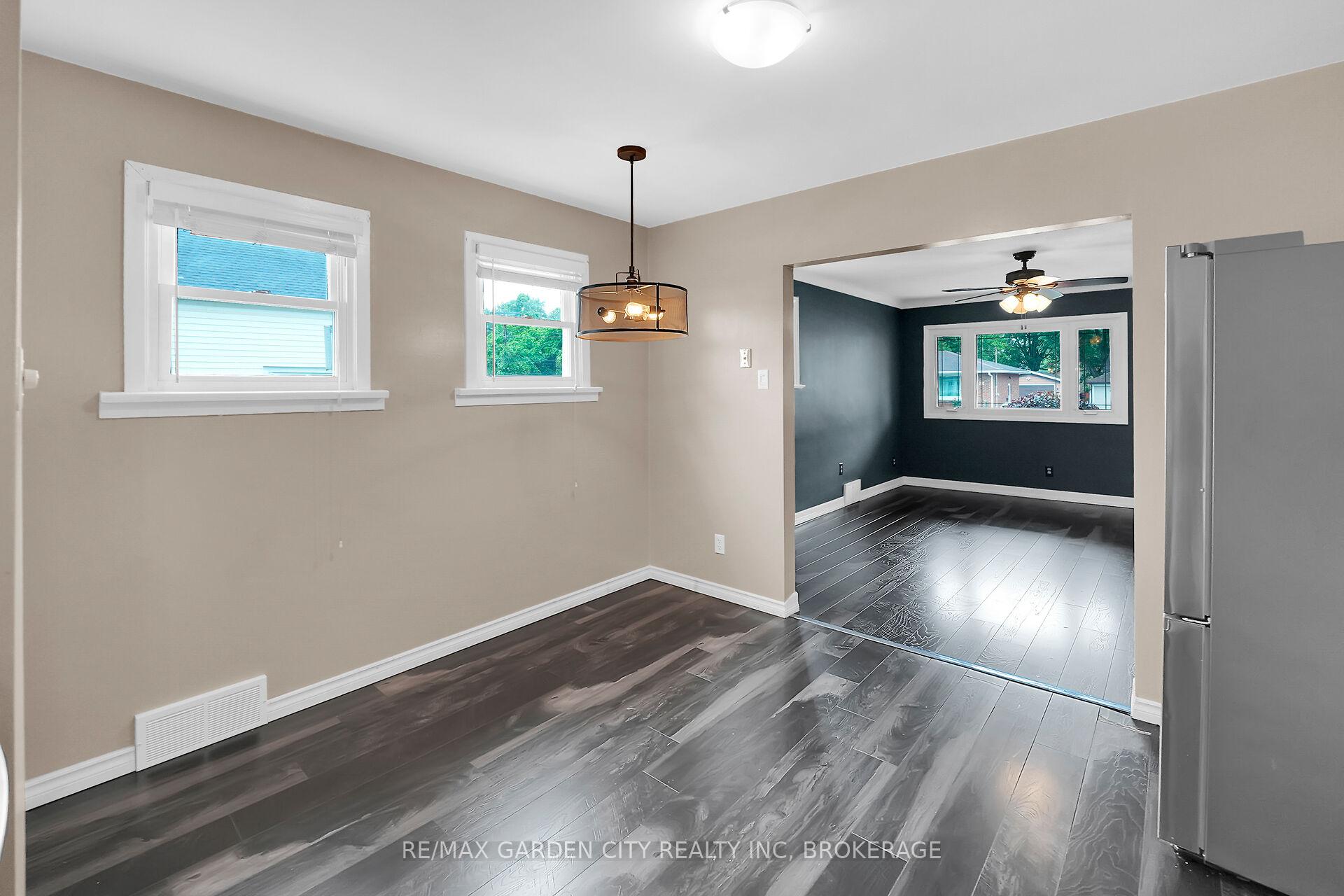 Photo 14 of 160 McAlpine Avenue S, Welland, Lincoln/Crowland — HOMEH