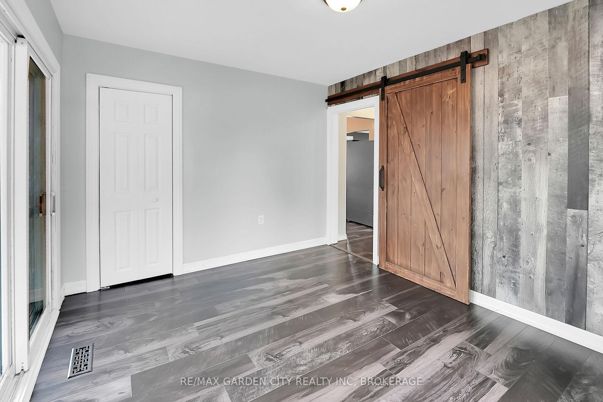 Photo 18 of 160 McAlpine Avenue S, Welland, Lincoln/Crowland — HOMEH