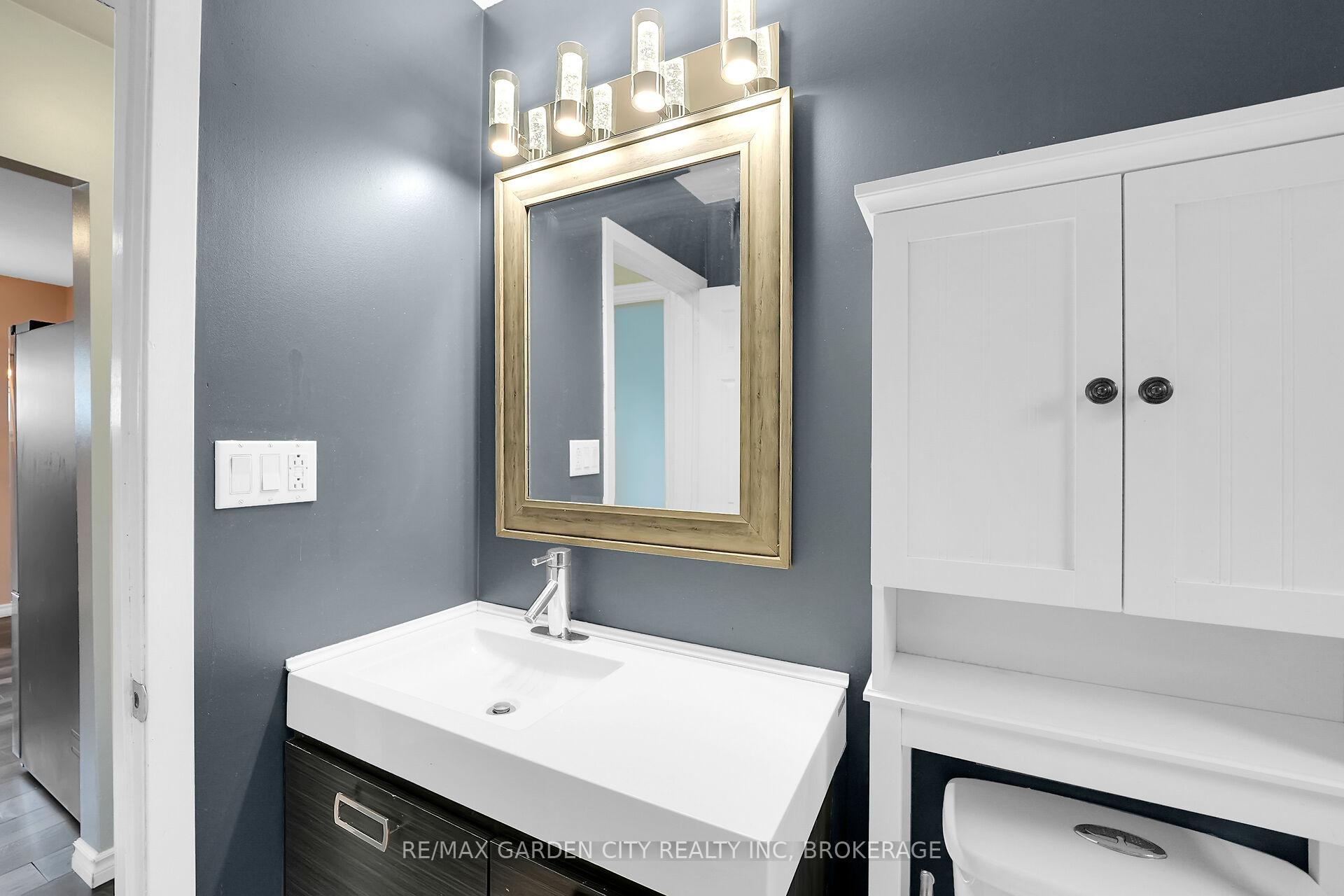Photo 20 of 160 McAlpine Avenue S, Welland, Lincoln/Crowland — HOMEH