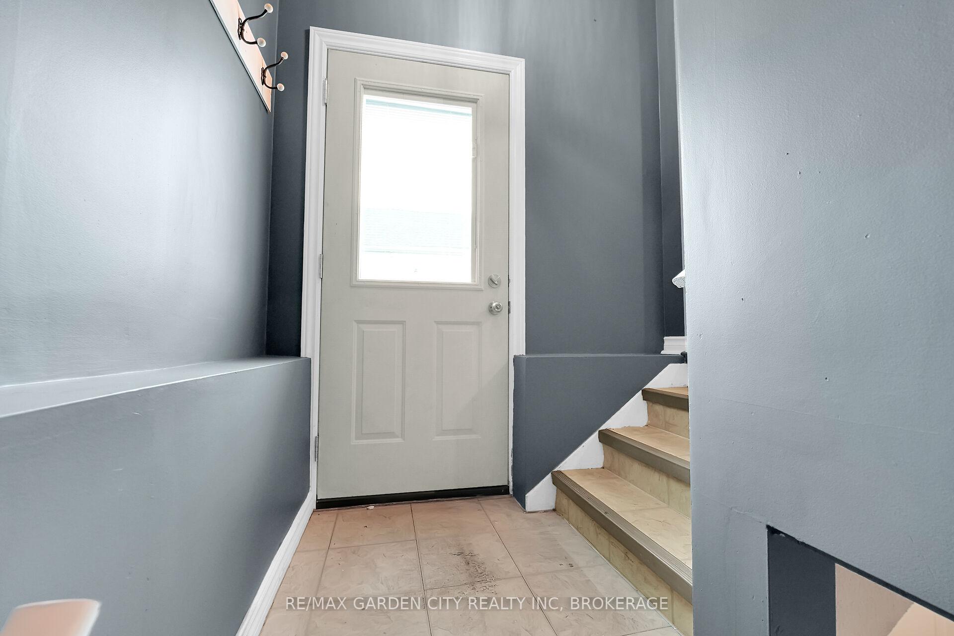 Photo 21 of 160 McAlpine Avenue S, Welland, Lincoln/Crowland — HOMEH