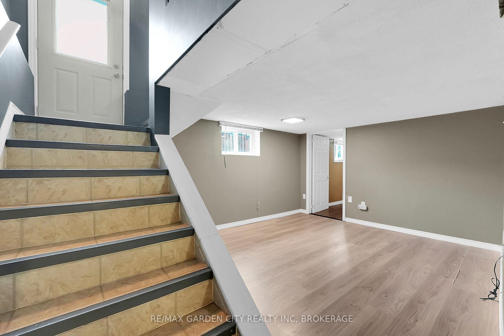 Photo 22 of 160 McAlpine Avenue S, Welland, Lincoln/Crowland — HOMEH