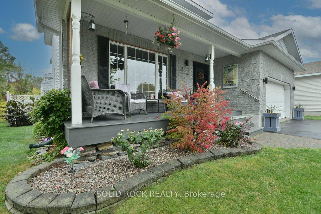 Front of 3 River Ridge Crescent