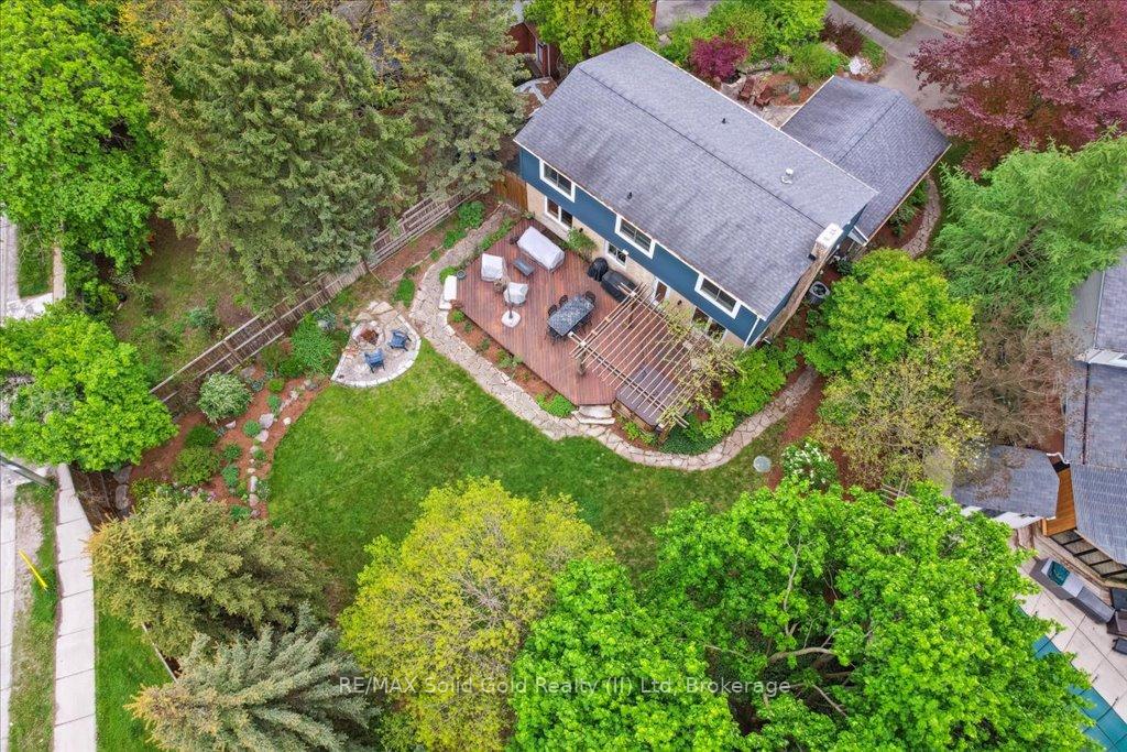 Photo 48 of 427 Stillmeadow Circle, Waterloo — HOMEH