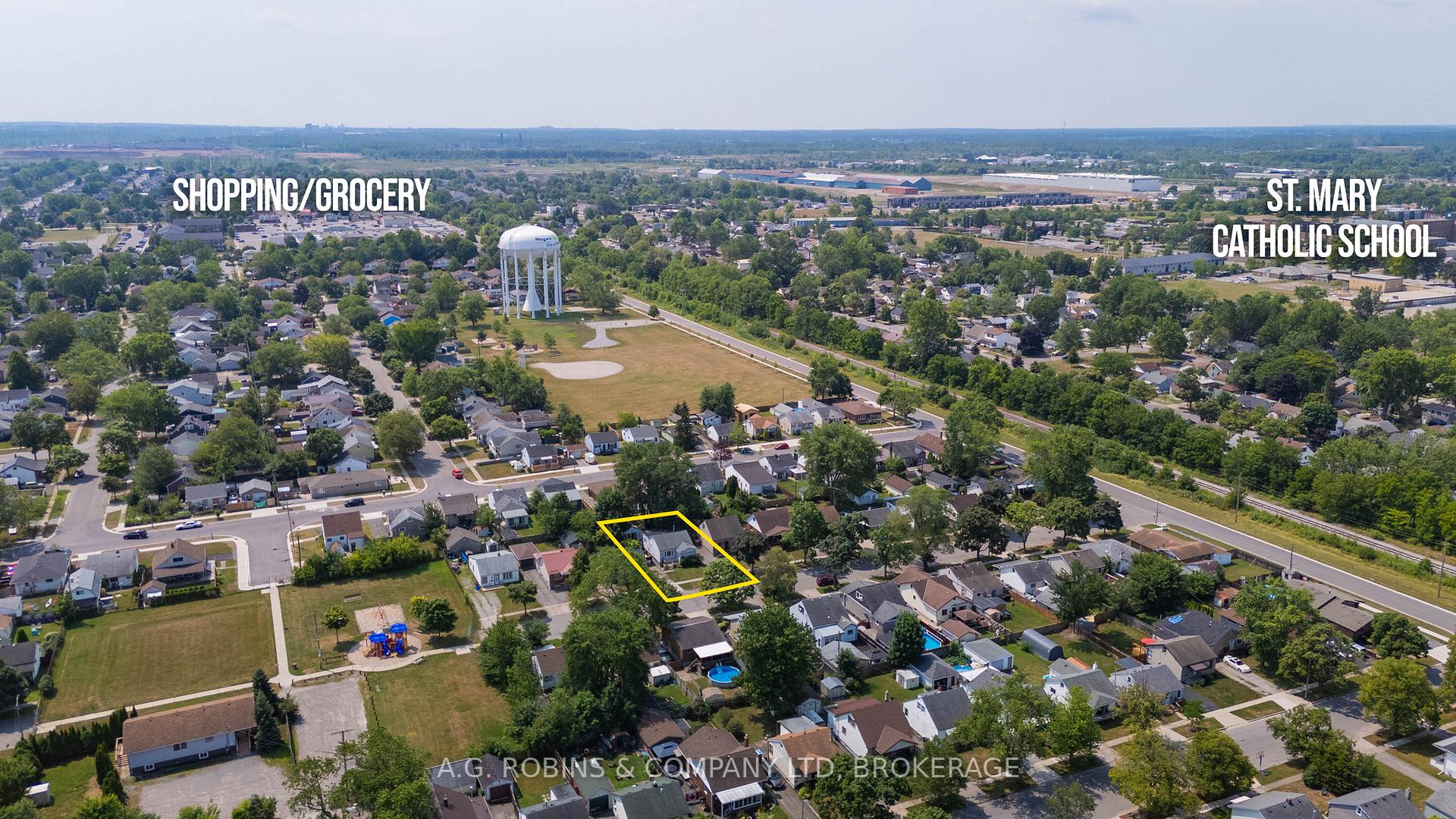 Photo 37 of 325 Commando Street, Welland, Lincoln/Crowland — HOMEH