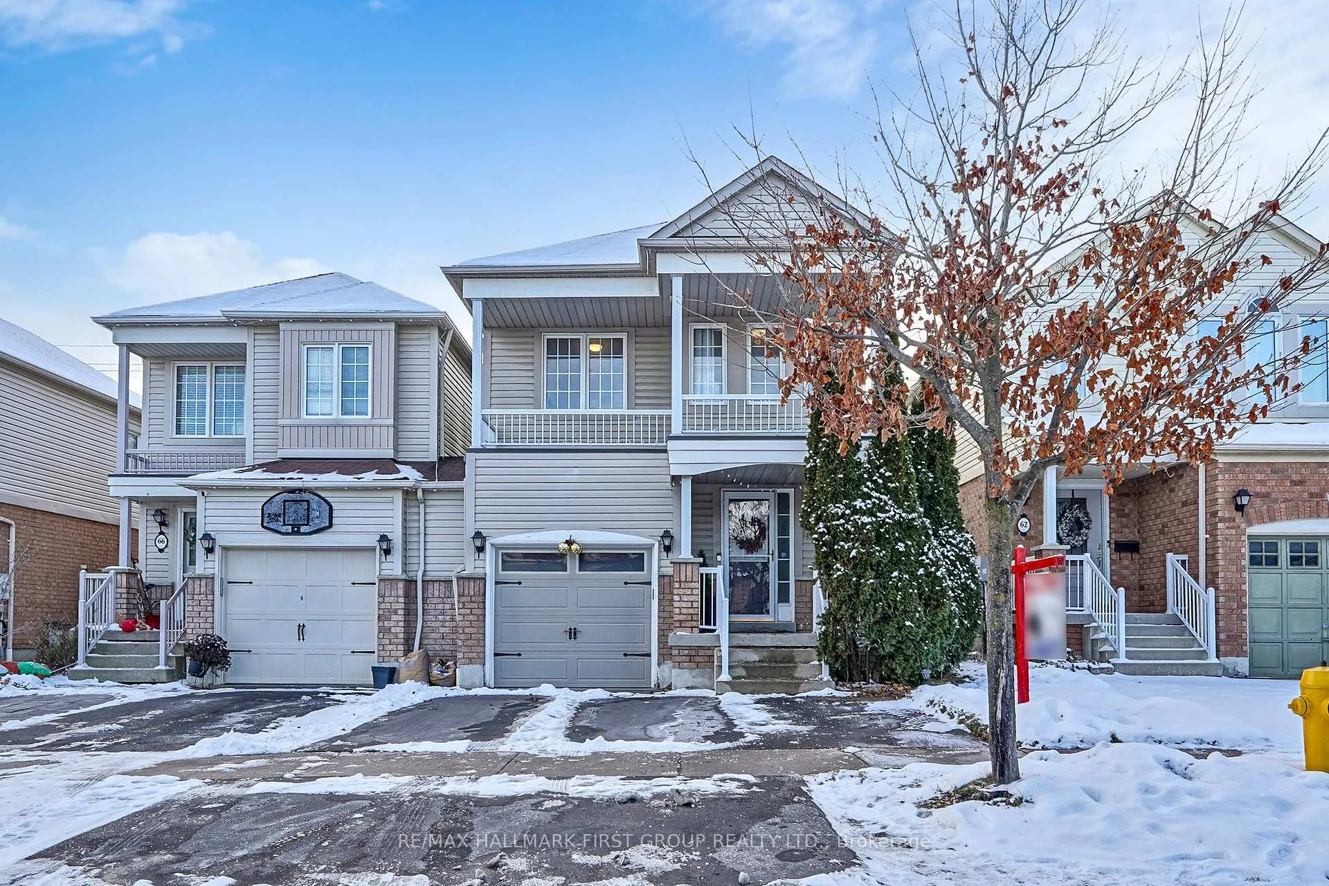 Front of 64 Longueuil Place