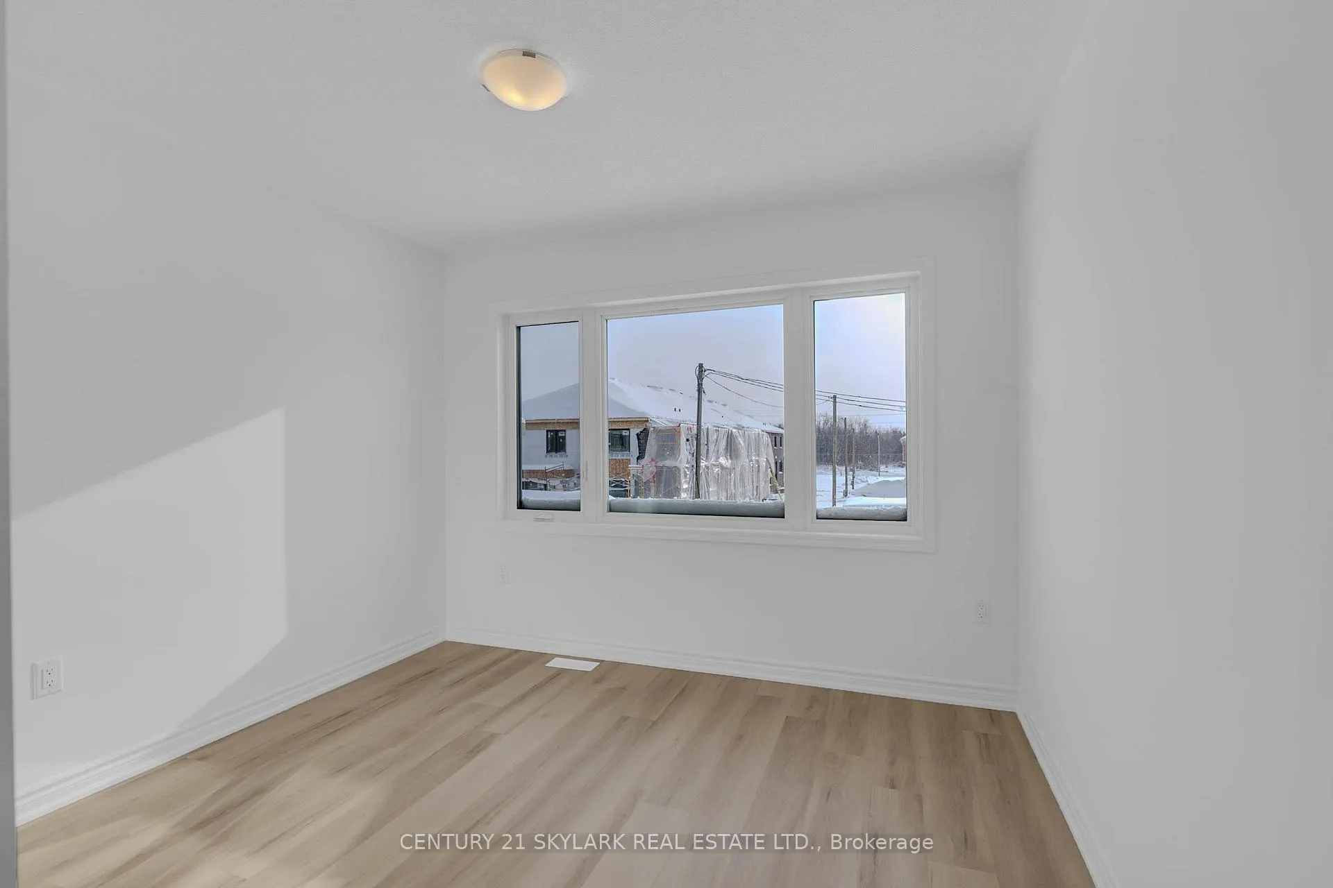 Photo 36 of 16 Ivory Road, Barrie, Rural Barrie Southeast — HOMEH