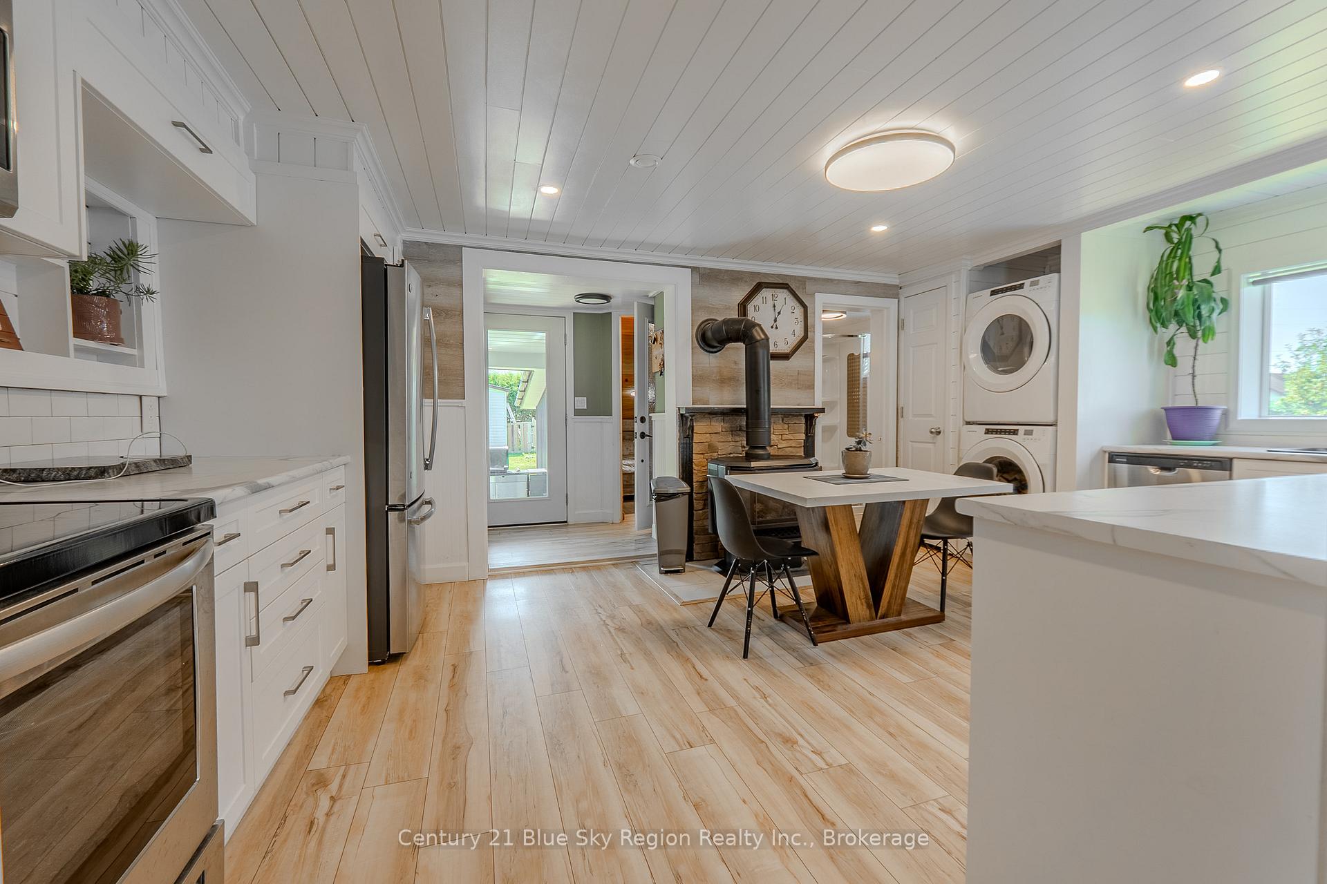 Photo 15 of 262 Salter Street, West Nipissing, Sturgeon Falls — HOMEH