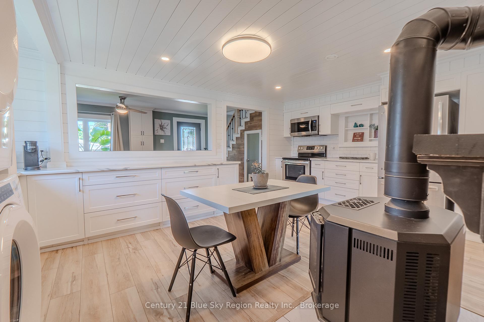 Photo 18 of 262 Salter Street, West Nipissing, Sturgeon Falls — HOMEH
