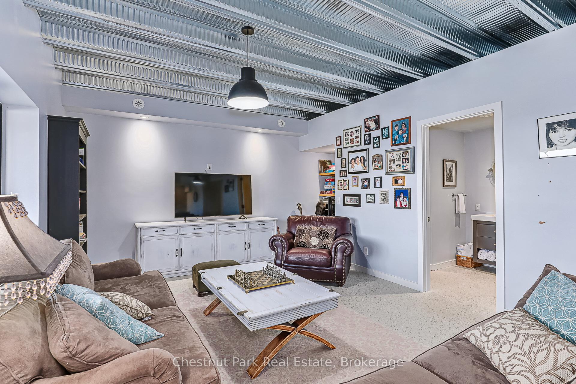 Photo 33 of 119 Barton Boulevard, Blue Mountains — HOMEH