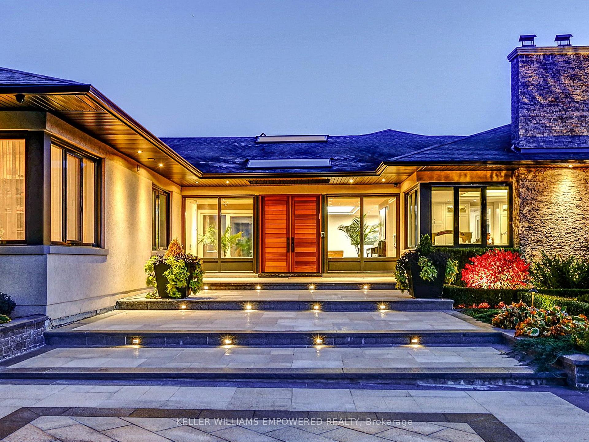Photo 5 of 17 Dew Drop Court, Vaughan, Rural Vaughan — HOMEH