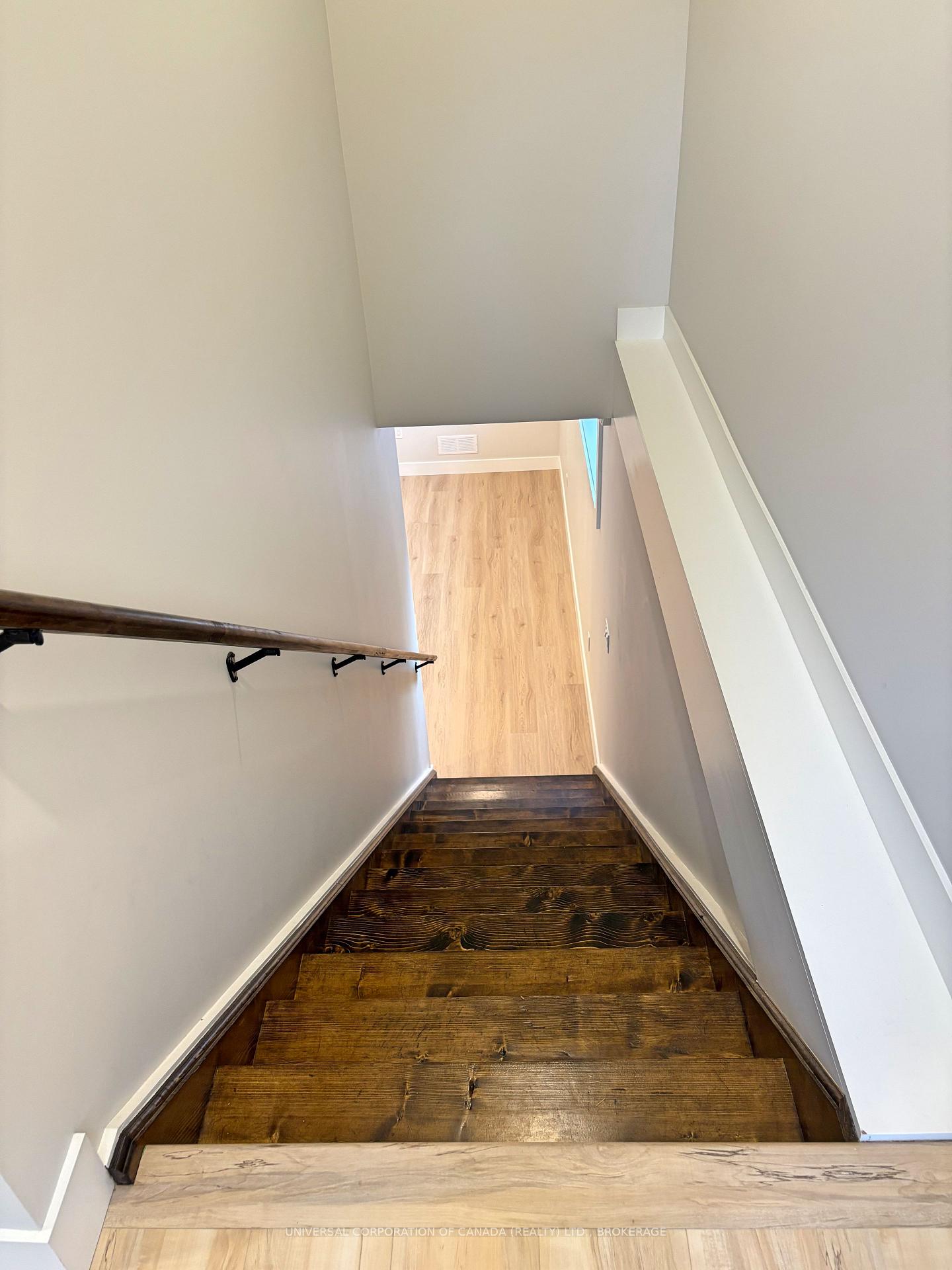 Photo 10 of 47 Chatham Street, Bayham, Port Burwell — HOMEH