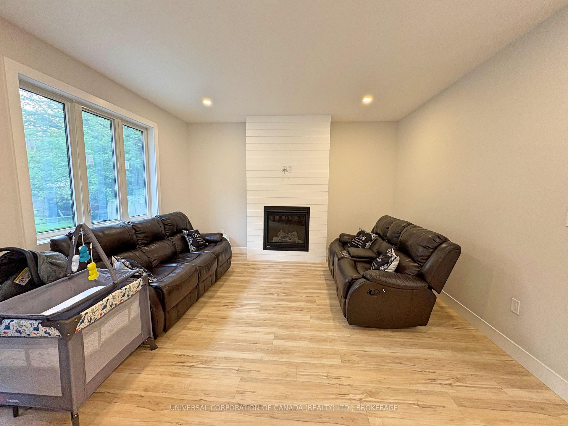 Photo 27 of 47 Chatham Street, Bayham, Port Burwell — HOMEH