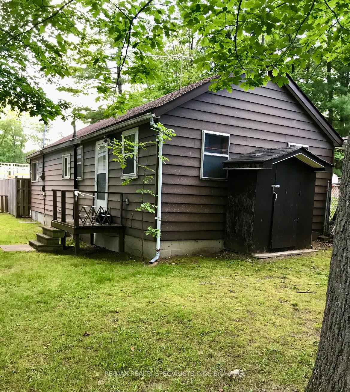 Photo 1 of Unit B, 113 31st Street, Wasaga Beach — HOMEH