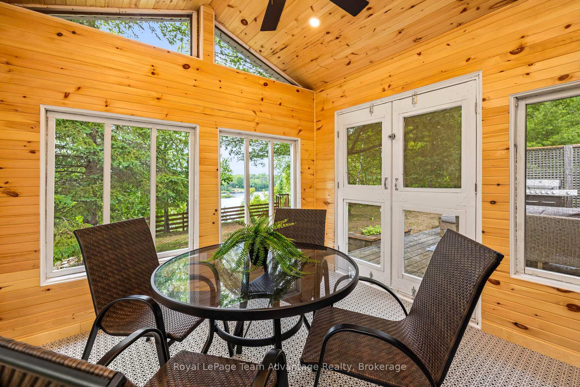 Photo 21 of 40 Fairholme Lake Road, Whitestone — HOMEH