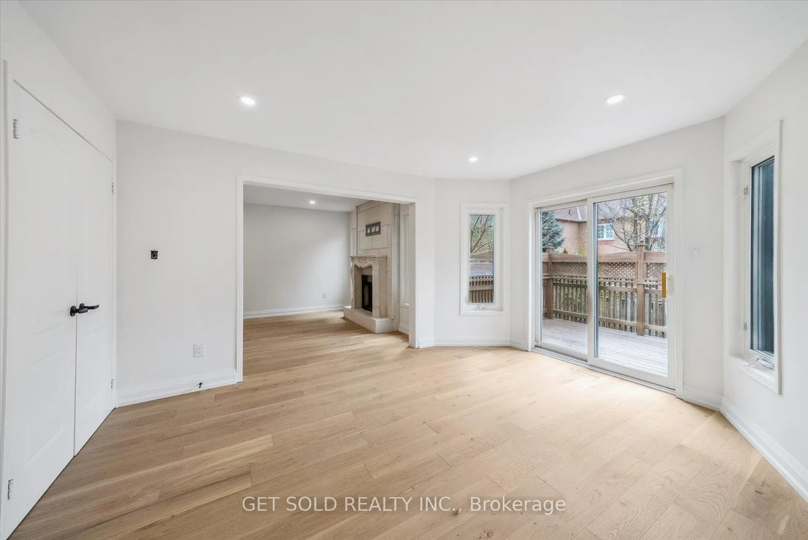 Photo 11 of 27 Edenbridge Drive, Vaughan, Beverley Glen — HOMEH