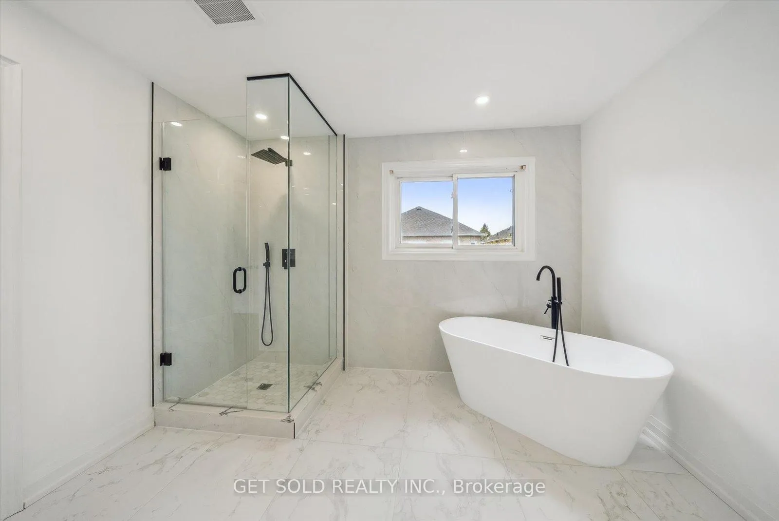 Photo 29 of 27 Edenbridge Drive, Vaughan, Beverley Glen — HOMEH