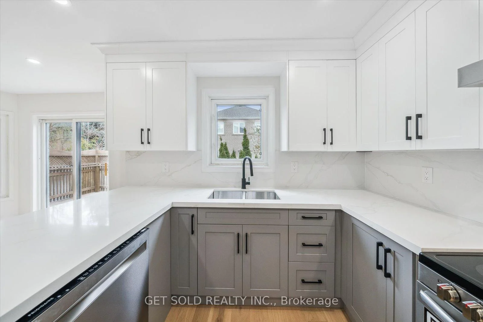 Photo 51 of 27 Edenbridge Drive, Vaughan, Beverley Glen — HOMEH