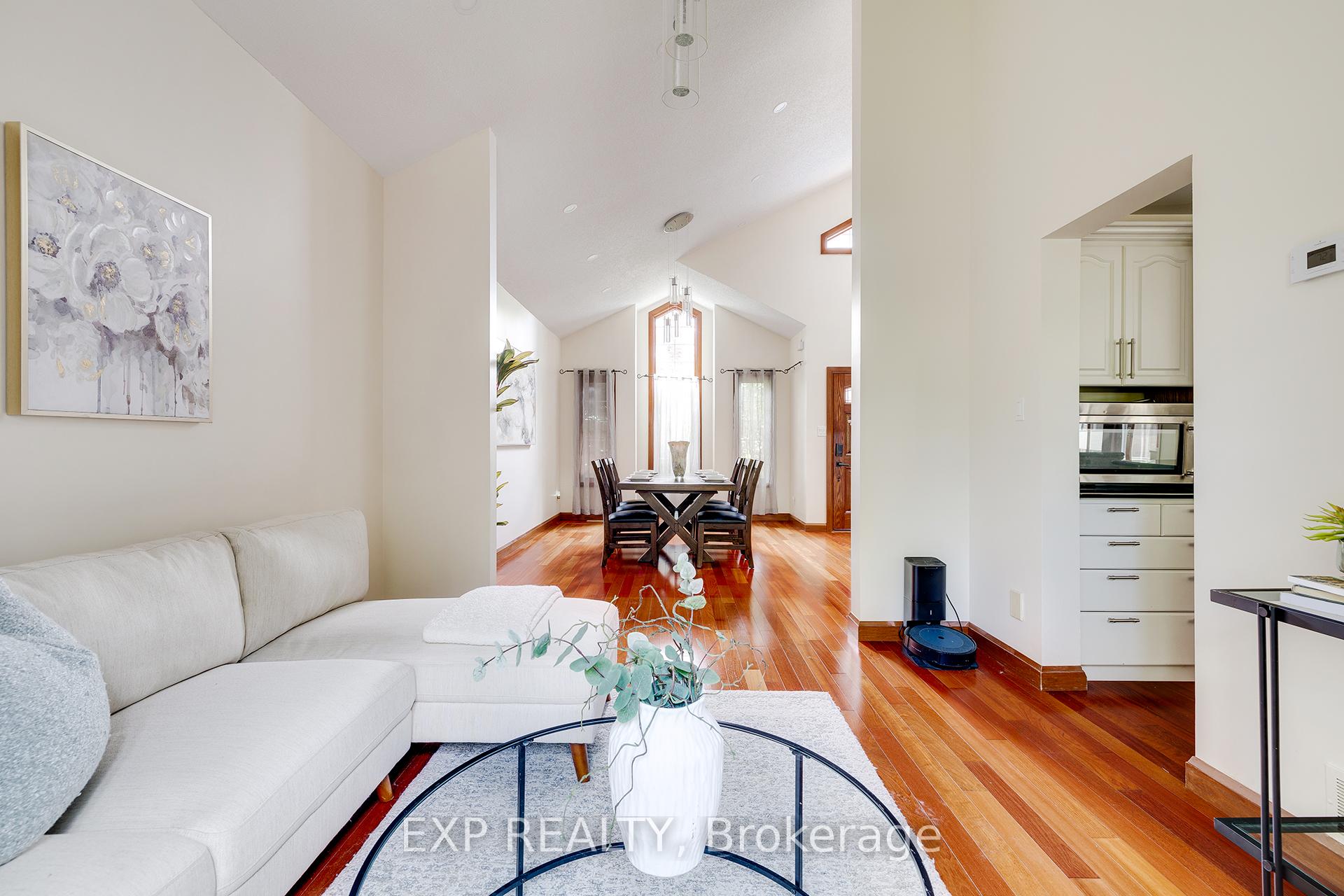 Photo 7 of 502 Baringham Place, Waterloo — HOMEH