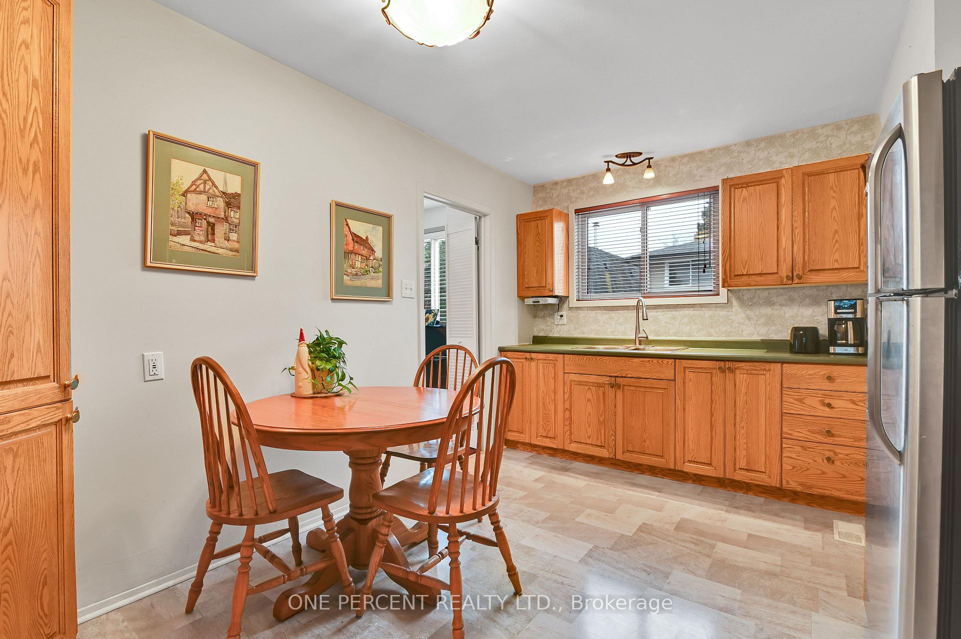 Photo 2 of 16 Priam Way, Ottawa, Westcliffe Estates — HOMEH