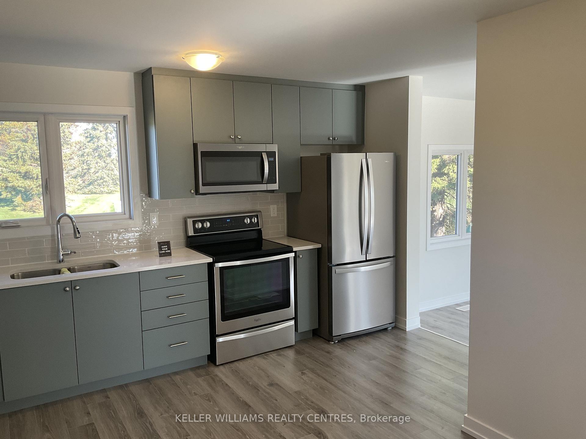 Photo 5 of Unit A, 124 Squire Drive, Ajax, Northeast Ajax — HOMEH
