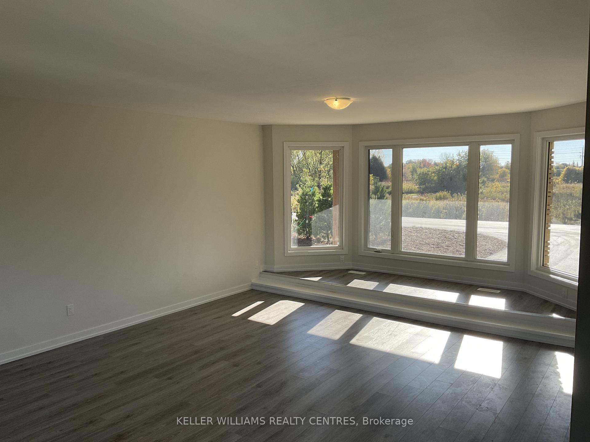 Photo 6 of Unit A, 124 Squire Drive, Ajax, Northeast Ajax — HOMEH