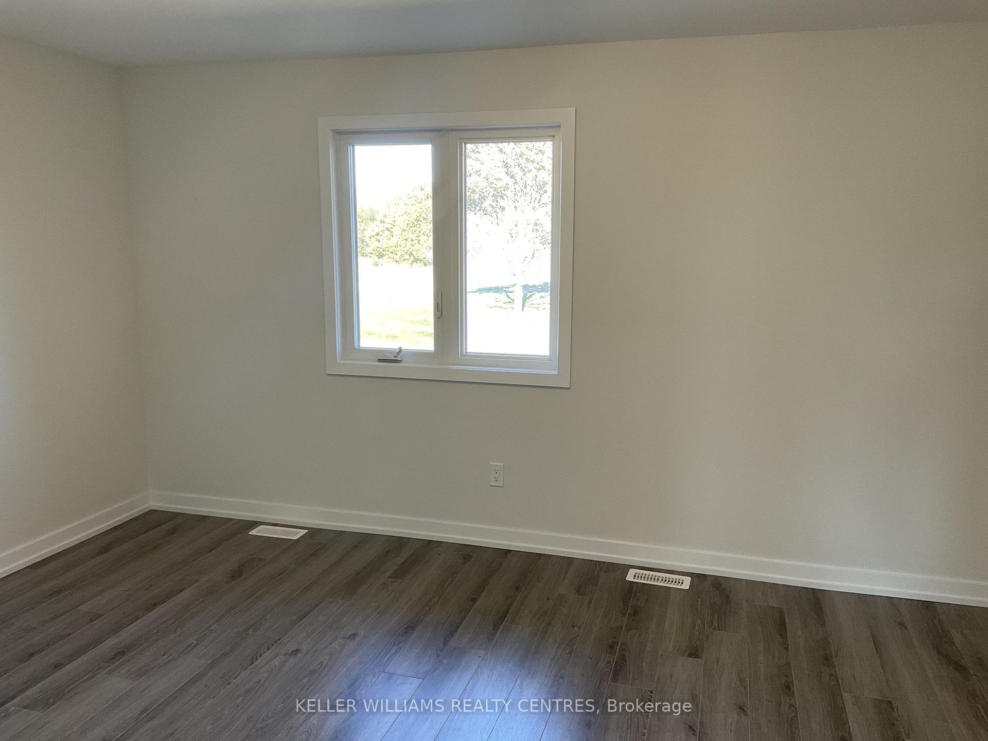 Photo 12 of Unit A, 124 Squire Drive, Ajax, Northeast Ajax — HOMEH