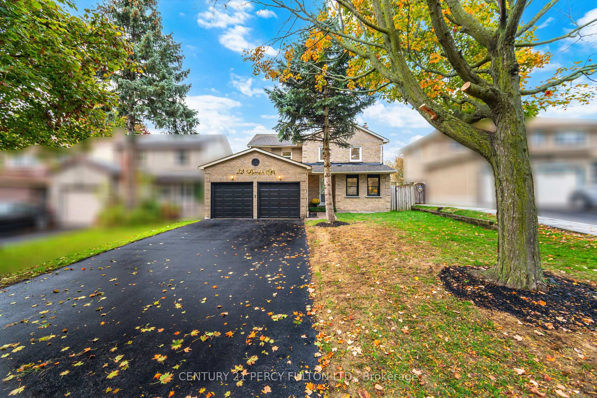 Photo 2 of 22 Lowder Place, Whitby, Blue Grass Meadows — HOMEH