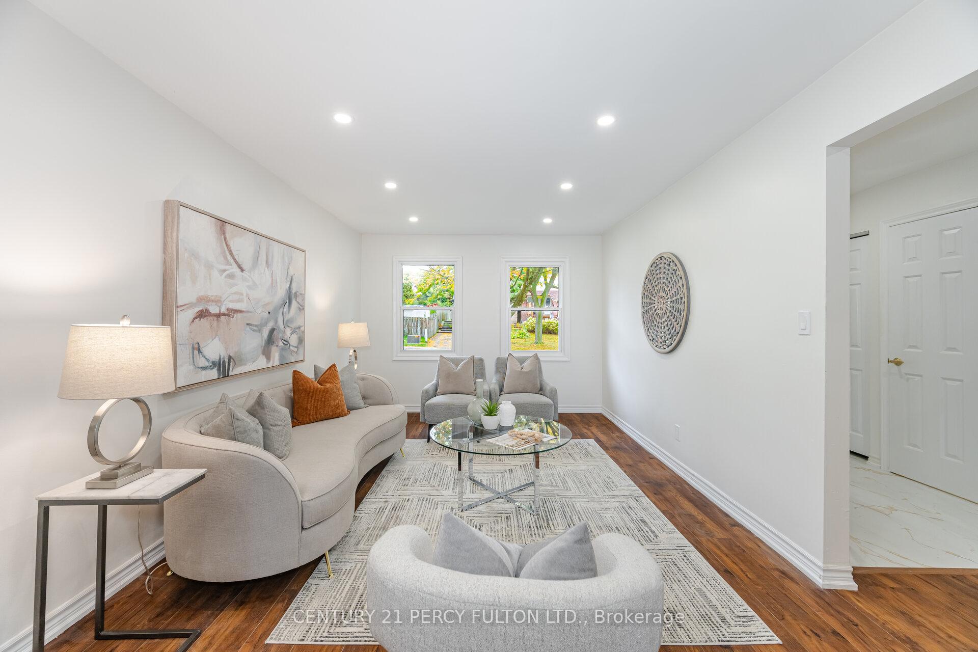 Photo 4 of 22 Lowder Place, Whitby, Blue Grass Meadows — HOMEH