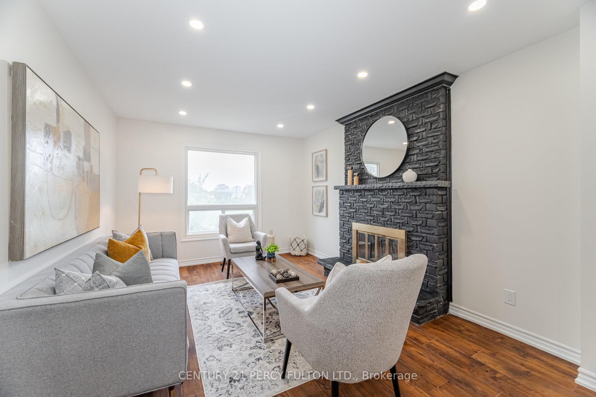 Photo 6 of 22 Lowder Place, Whitby, Blue Grass Meadows — HOMEH