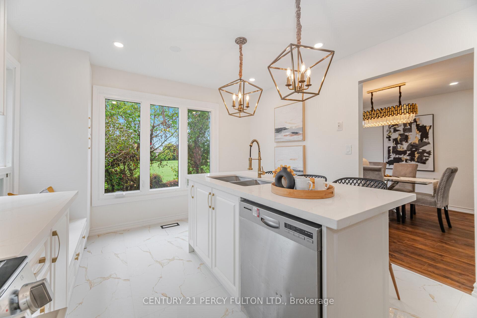 Photo 15 of 22 Lowder Place, Whitby, Blue Grass Meadows — HOMEH