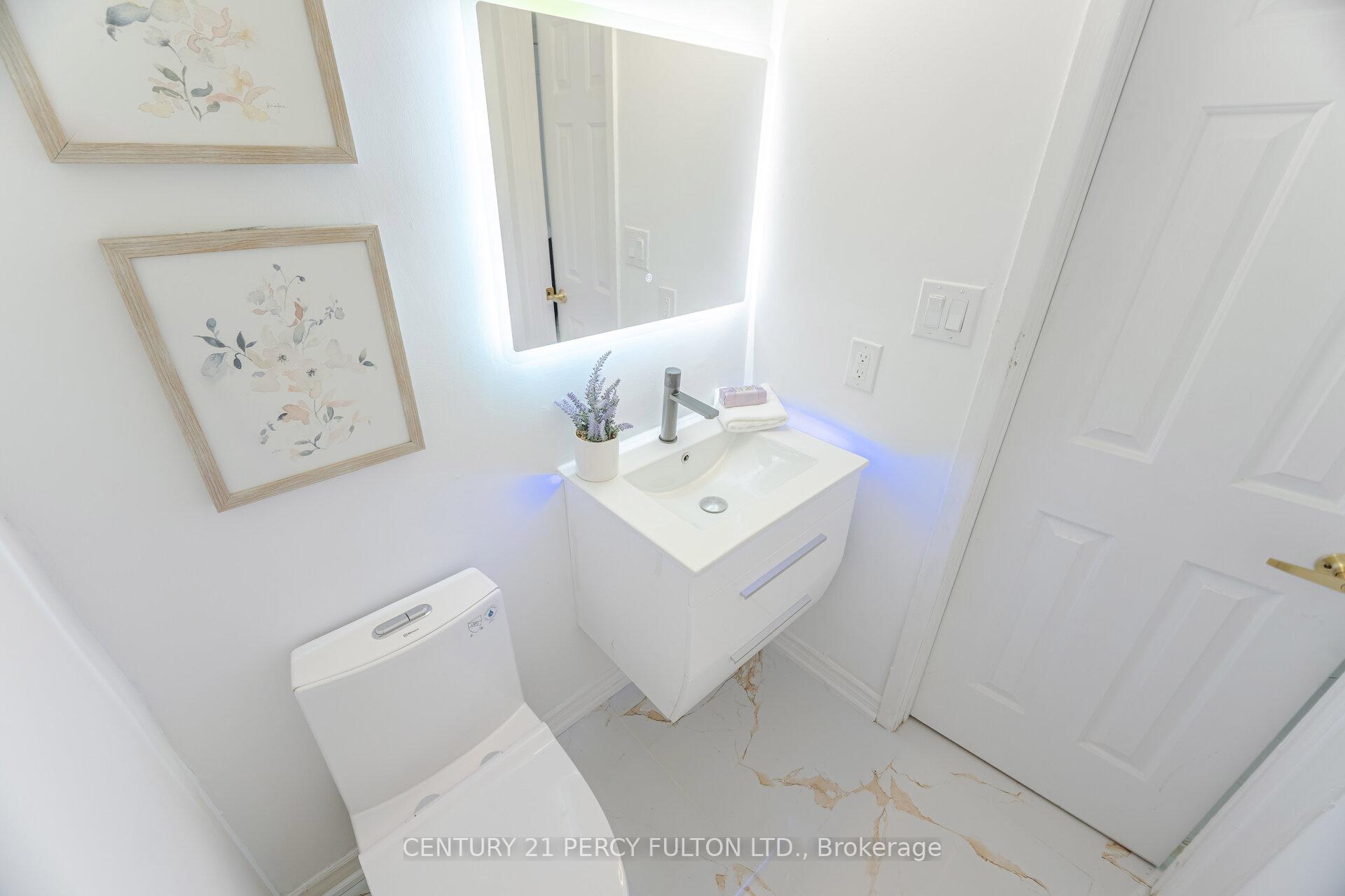 Photo 18 of 22 Lowder Place, Whitby, Blue Grass Meadows — HOMEH