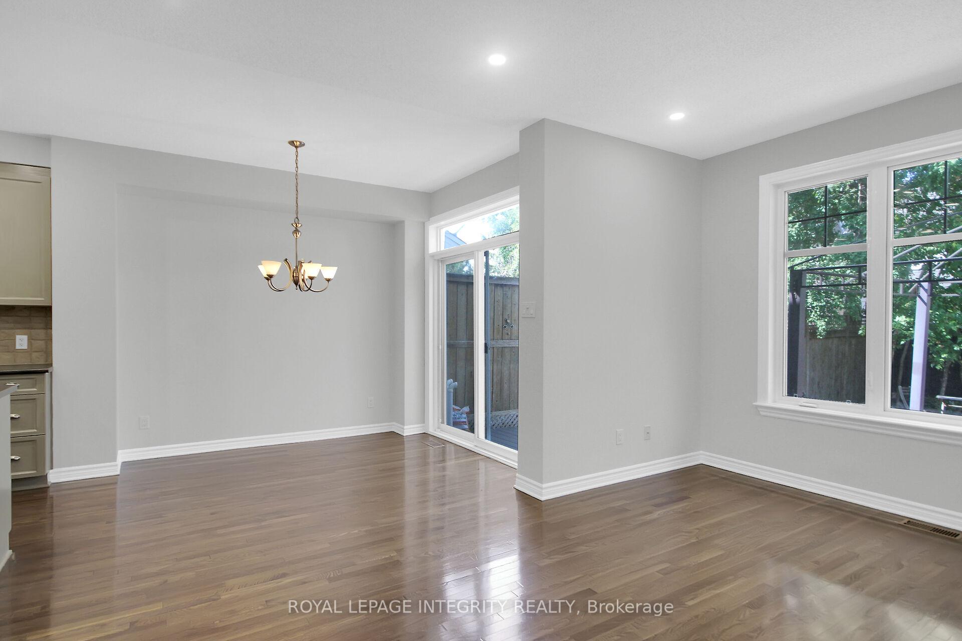 Photo 8 of 105 Shepody Circle, Ottawa, Blossom Park/Kemp Park/Findlay Creek — HOMEH
