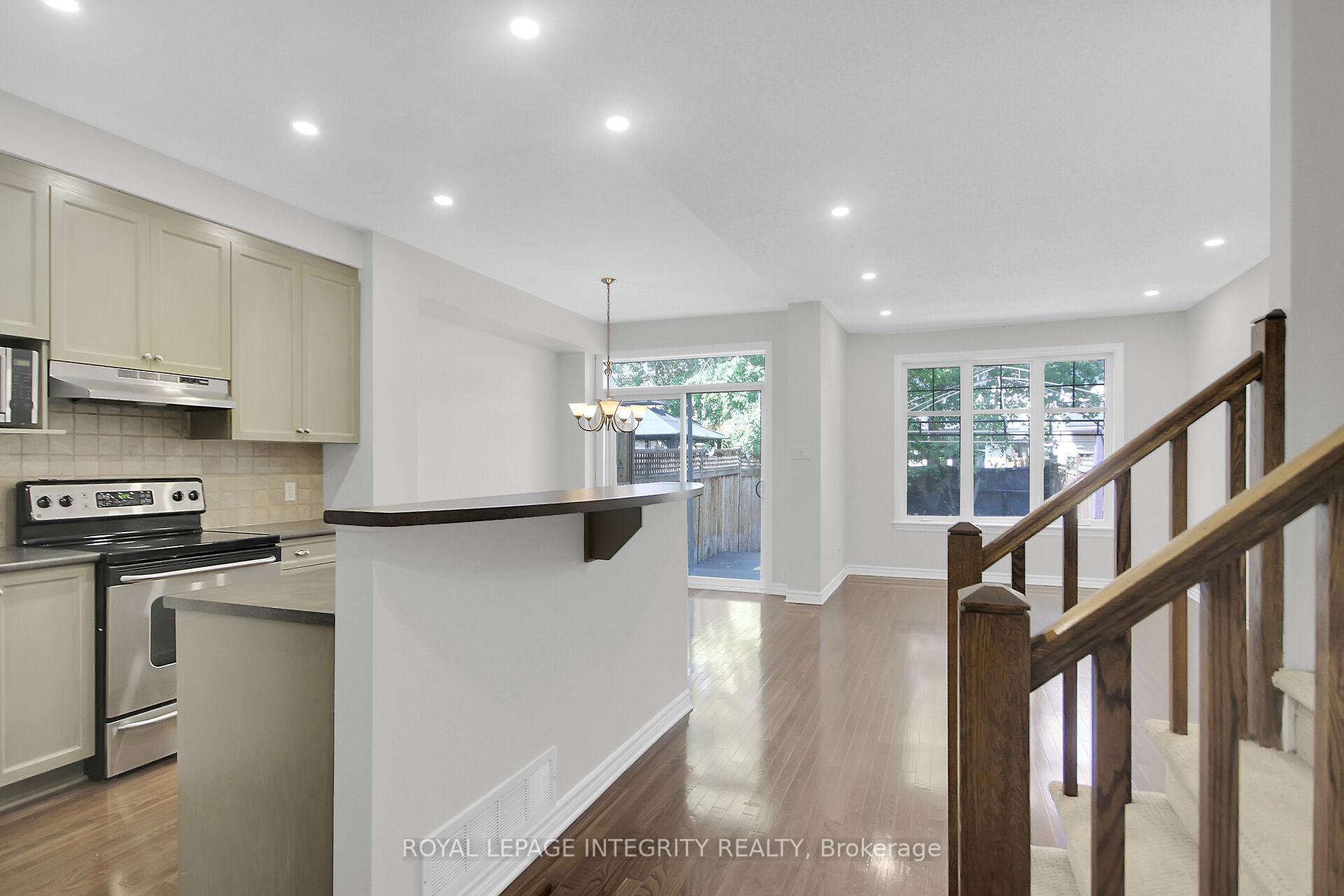 Photo 11 of 105 Shepody Circle, Ottawa, Blossom Park/Kemp Park/Findlay Creek — HOMEH
