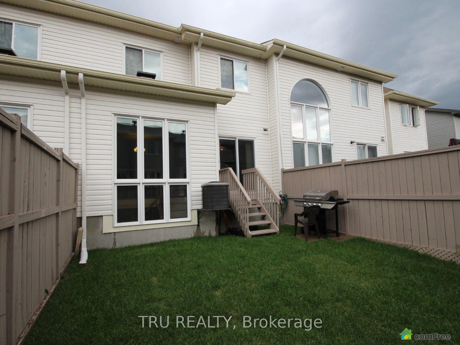 Photo 17 of 226 Lamplighters Drive, Ottawa, Barrhaven - Cedargrove/Fraserdale — HOMEH