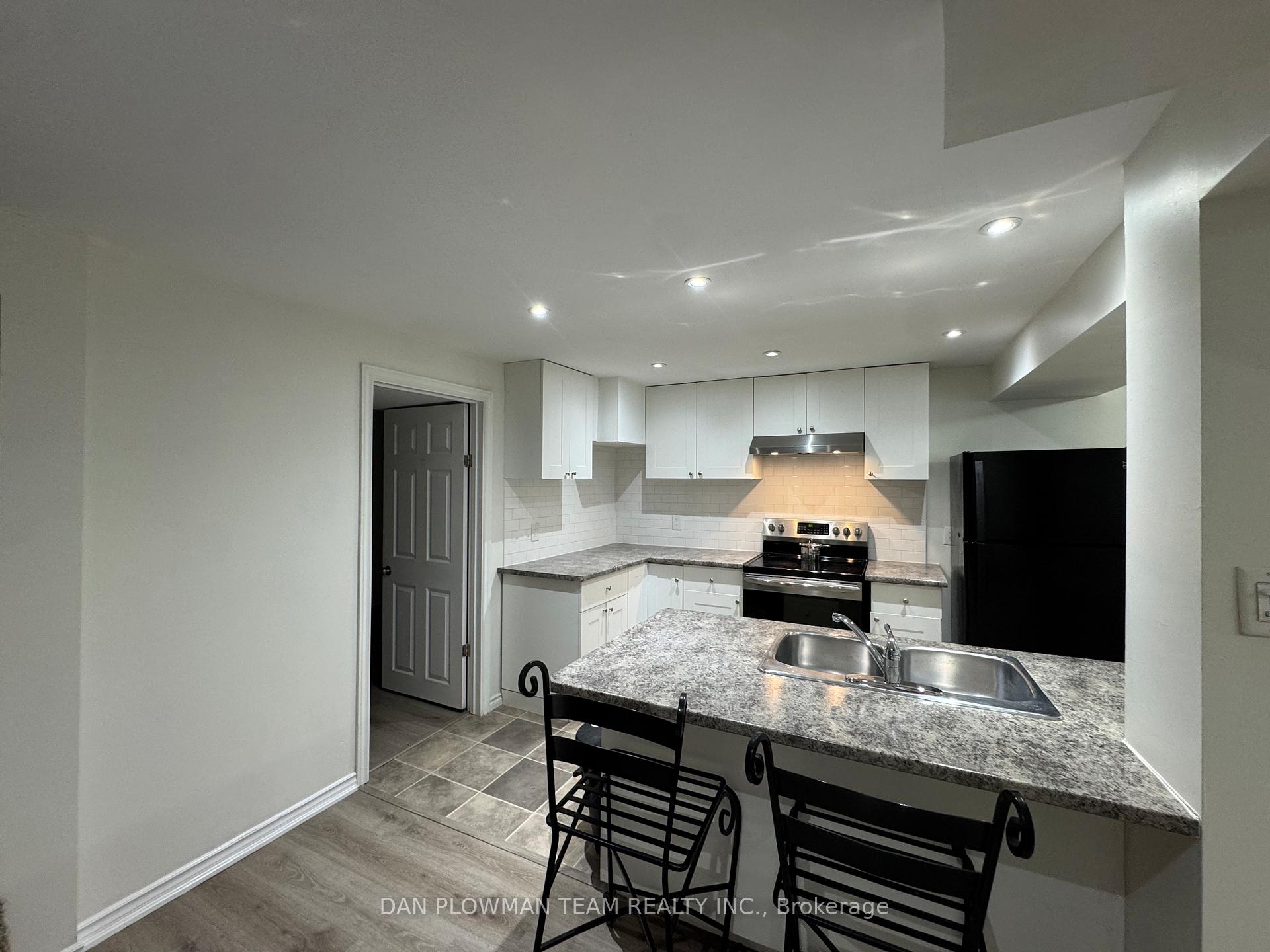 Photo 6 of 37 Wood Drive, Whitby, Blue Grass Meadows — HOMEH
