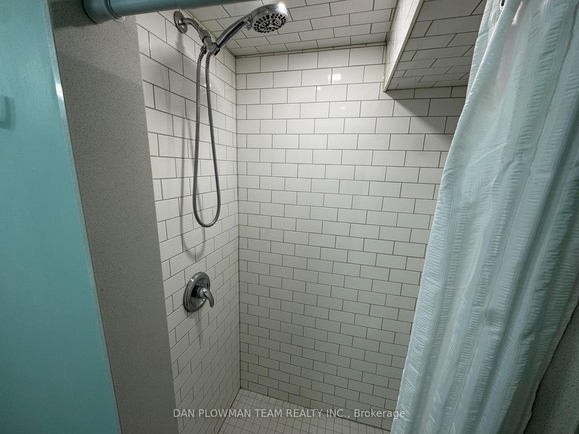 Photo 9 of 37 Wood Drive, Whitby, Blue Grass Meadows — HOMEH