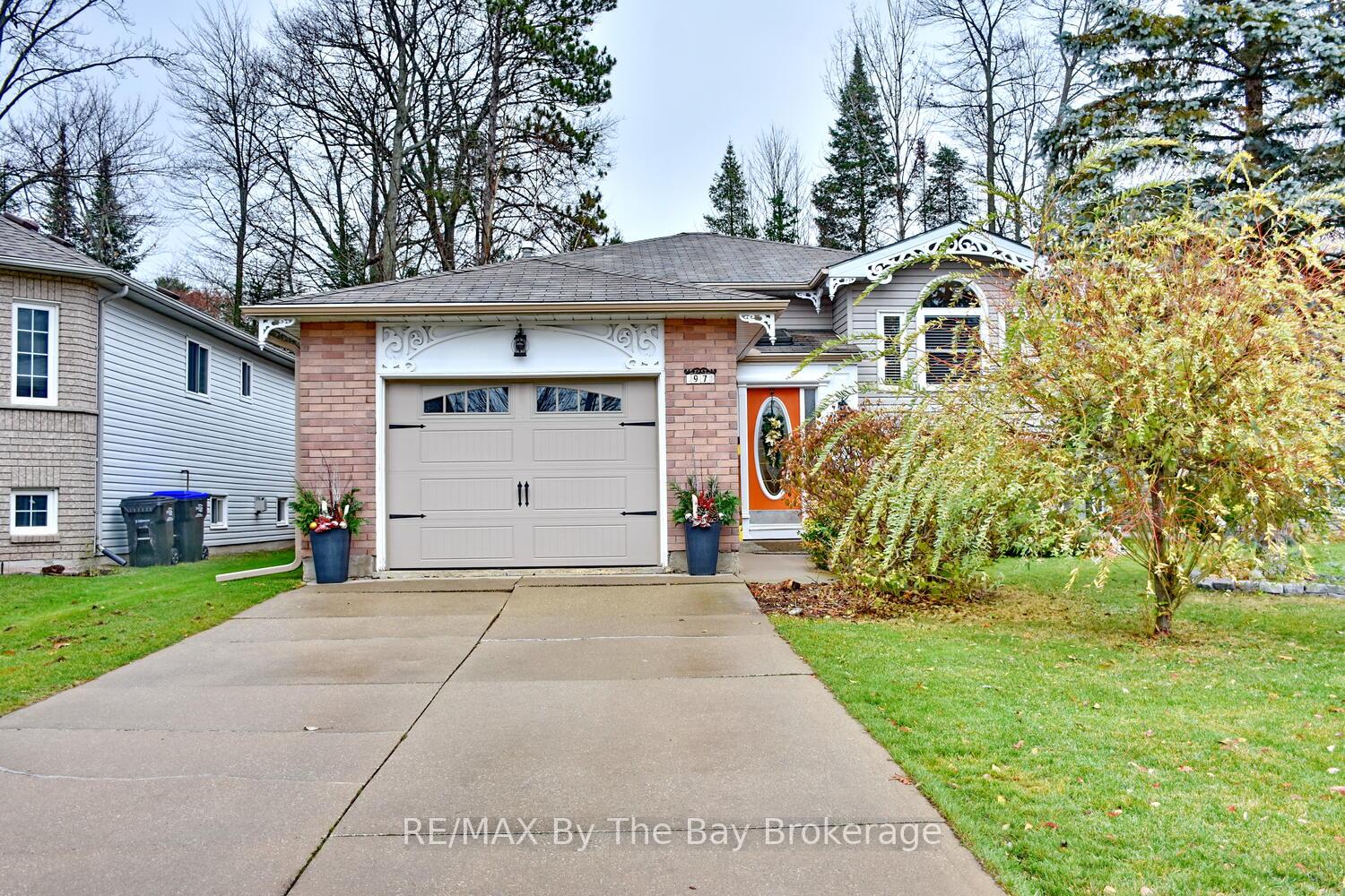 Photo 1 of 97 Glen Eton Road, Wasaga Beach — HOMEH