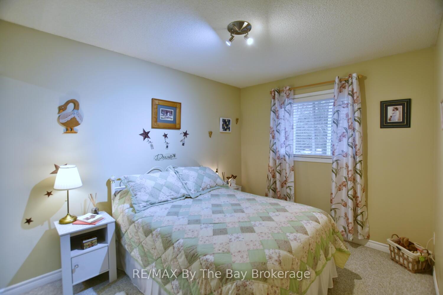 Photo 13 of 97 Glen Eton Road, Wasaga Beach — HOMEH