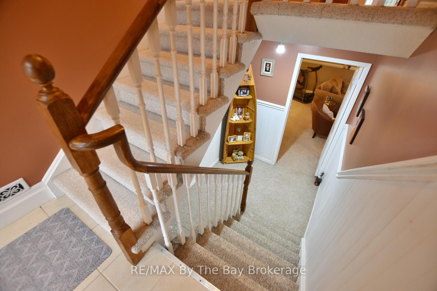Photo 16 of 97 Glen Eton Road, Wasaga Beach — HOMEH