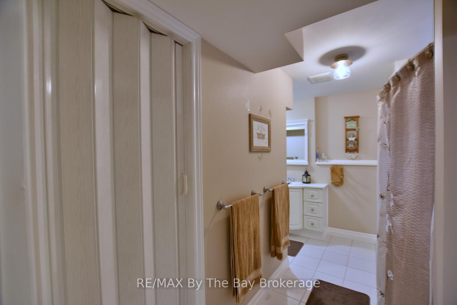 Photo 23 of 97 Glen Eton Road, Wasaga Beach — HOMEH