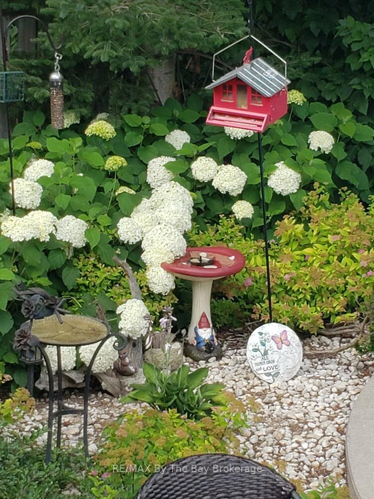 Photo 25 of 97 Glen Eton Road, Wasaga Beach — HOMEH