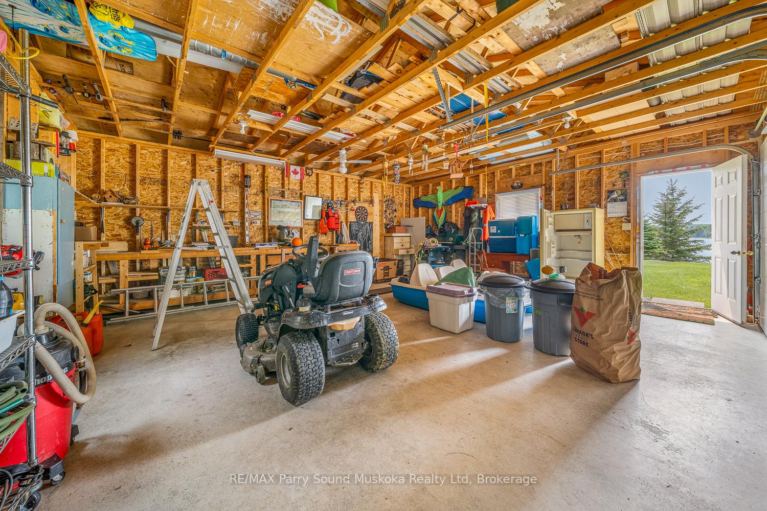 Photo 13 of 9 Nickles Cove Road, Whitestone, Hagerman — HOMEH